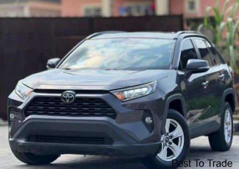 Foreign used 2020 RAV4 XLE